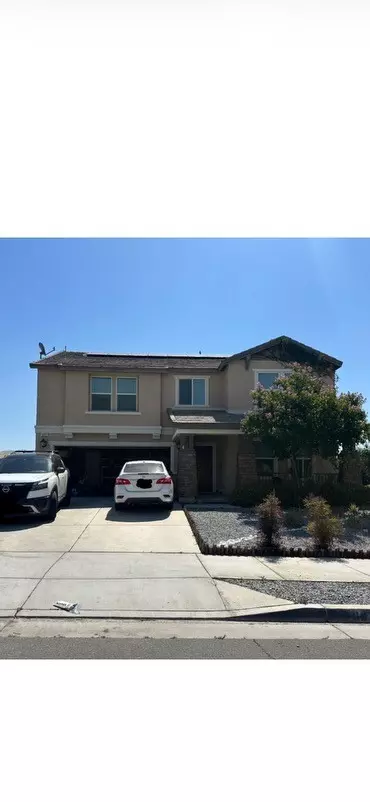 653 Suukat Ct, San Jacinto, CA 92582