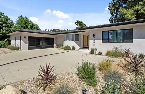 2950 Dona Emilia Dr, Studio City, CA 91604