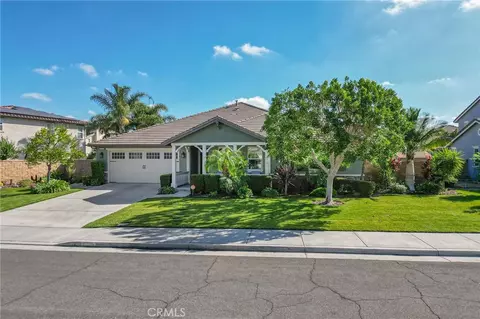 8238 Gamebird St, Eastvale, CA 92880
