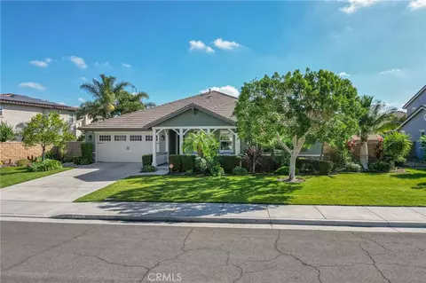 8238 Gamebird St, Eastvale, CA 92880