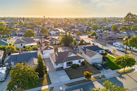 17109 Wilton, Torrance, CA 90504