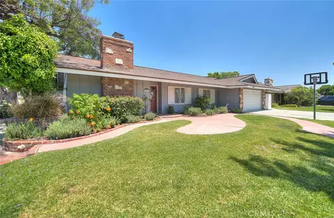 1517 E 19th, Santa Ana, CA 92705