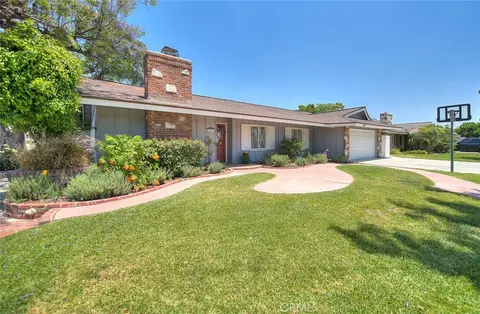 1517 E 19th, Santa Ana, CA 92705