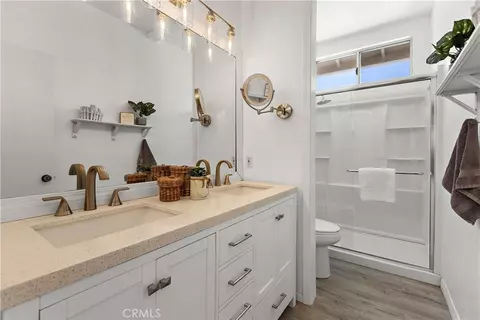 Bath - 33068 Harmony Ln, Temecula, CA 92592 photo 6 of 6