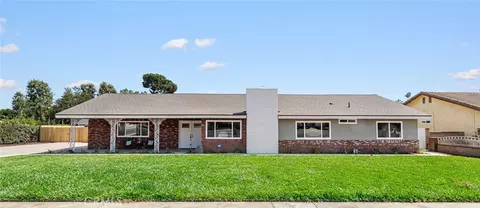 4565 Grand Ave, Montclair, CA 91763