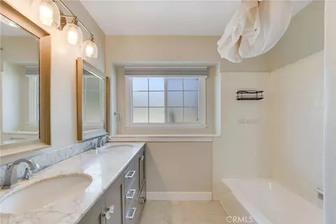 Bath - 1302 E Bennett, Glendora, CA 91741 photo 2 of 5