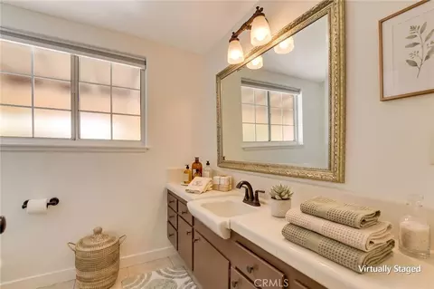 Bath - 1302 E Bennett, Glendora, CA 91741 photo 3 of 5