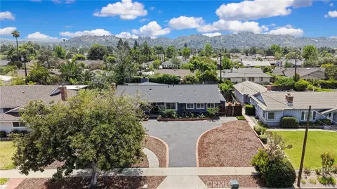 View/Area - 1302 E Bennett, Glendora, CA 91741 photo 2 of 18
