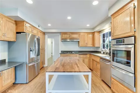Kitchen - 1302 E Bennett, Glendora, CA 91741 photo 4 of 5