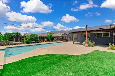 Exterior - 1302 E Bennett, Glendora, CA 91741 photo 9 of 13