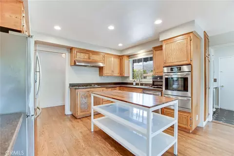 Kitchen - 1302 E Bennett, Glendora, CA 91741 photo 3 of 5