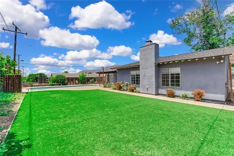 Exterior - 1302 E Bennett, Glendora, CA 91741 photo 10 of 13