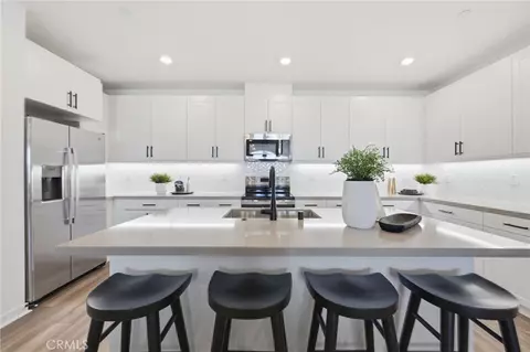 12903 Paradiso Dr #301, Eastvale, CA 92880