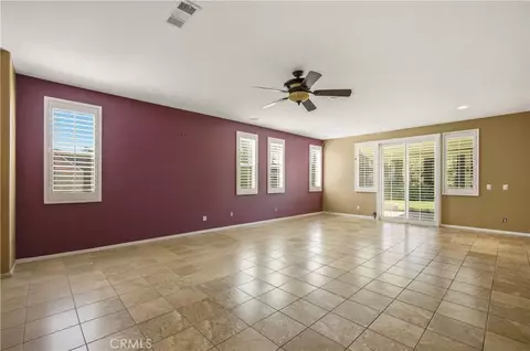 Living - 3424 Cromwell Ct, Perris, CA 92571 photo 2 of 5
