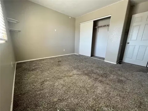 Bedroom - 9375 Agave Dr, Hesperia, CA 92344 photo 3 of 4
