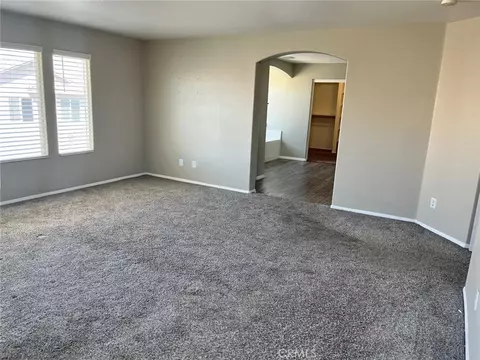 Living - 9375 Agave Dr, Hesperia, CA 92344 photo 7 of 9