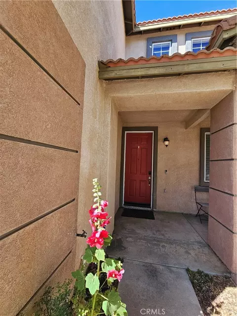Exterior - 9375 Agave Dr, Hesperia, CA 92344 photo 2 of 9
