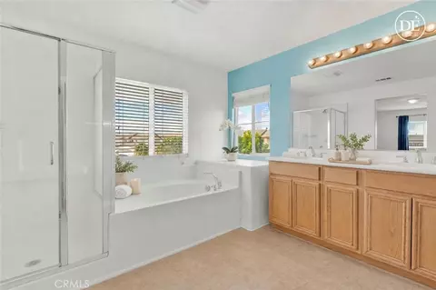 13816 Grant Way, Oak Hills, CA 92344 photo 31