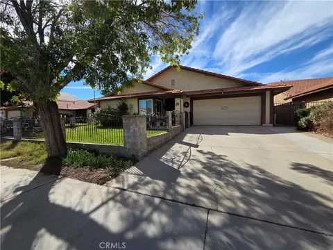 44047 Rodin, Lancaster, CA 93535