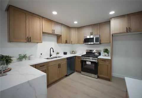 Kitchen - 1510 Eureka, San Bernardino, CA 92404 photo 3 of 4