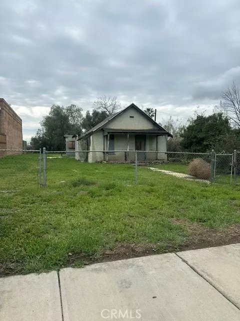 265 W 4th St, Beaumont, CA 92223