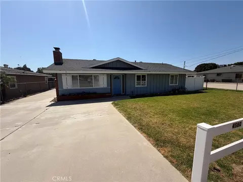 4560 Center, Norco, CA 92860