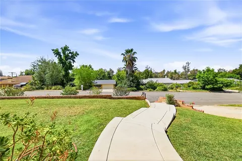 Exterior - 6691 Orangewood, Highland, CA 92346 photo 2 of 18