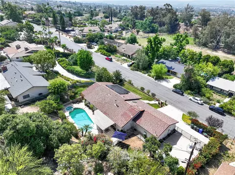 View/Area - 6691 Orangewood, Highland, CA 92346 photo 4 of 11