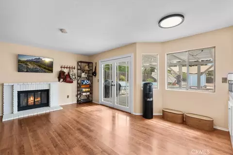 Living - 34668 Orchard St, Wildomar, CA 92595 photo 3 of 5