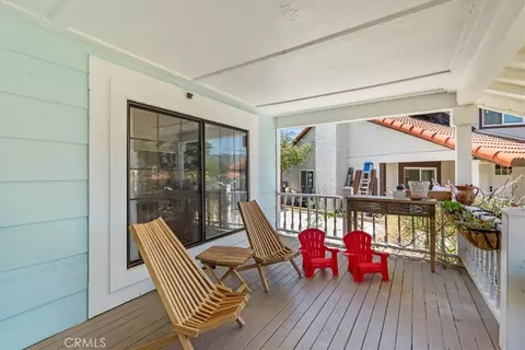 Exterior - 34668 Orchard St, Wildomar, CA 92595 photo 2 of 13