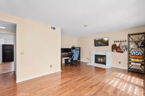 Living - 34668 Orchard St, Wildomar, CA 92595 photo 4 of 5