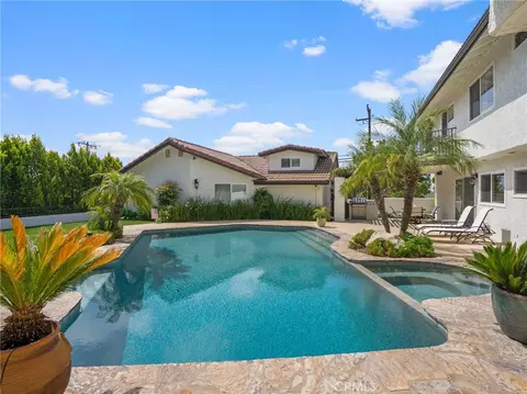 Exterior - 2304 N San Antonio Ave, Upland, CA 91784 photo 2 of 10