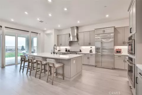 Kitchen - 1112 W Empress, Glendora, CA 91741 photo 1 of 8