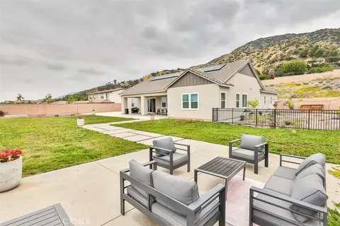 Exterior - 1112 W Empress, Glendora, CA 91741 photo 9 of 11