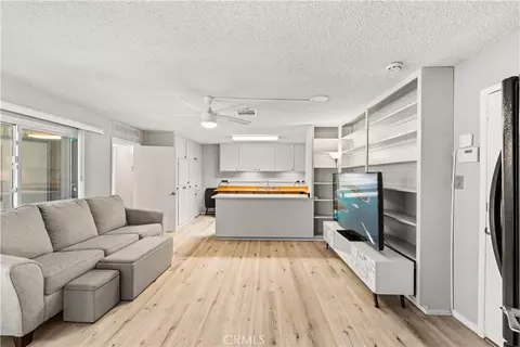 Living - 15103 Kinai Rd, Apple Valley, CA 92307 photo 3 of 3