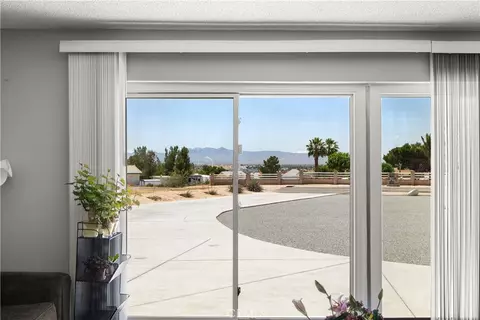 Other - 15103 Kinai Rd, Apple Valley, CA 92307 photo 6 of 12