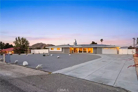 15103 Kinai Rd, Apple Valley, CA 92307