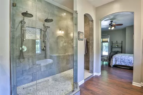 Bath - 12619 Rustic Oak Ct, Rancho Cucamonga, CA 91739 photo 5 of 9