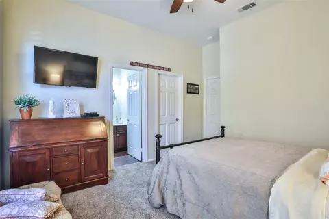 Bedroom - 12619 Rustic Oak Ct, Rancho Cucamonga, CA 91739 photo 4 of 8