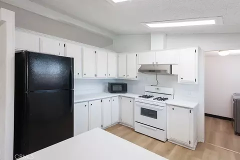 Kitchen - 26962 Nudgent St, Boron, CA 93516 photo 1 of 2