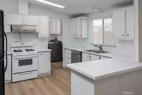 Kitchen - 26962 Nudgent St, Boron, CA 93516 photo 2 of 2