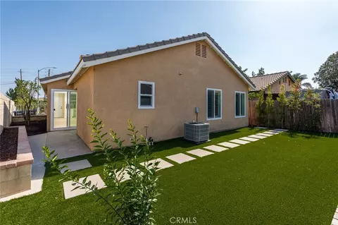 Exterior - 1147 Bronze Star Ct, Colton, CA 92324 photo 3 of 4