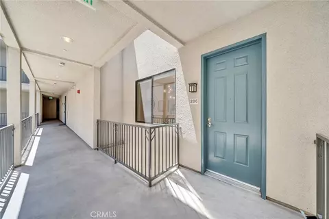 230 S Jackson #206, Glendale, CA 91205