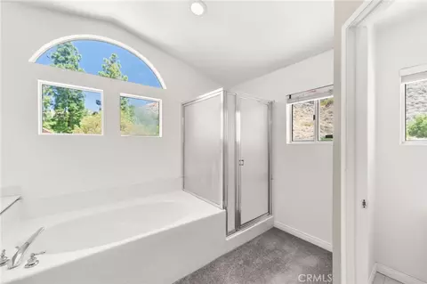 Bath - 28348 Saddlebrook, Highland, CA 92346 photo 3 of 4