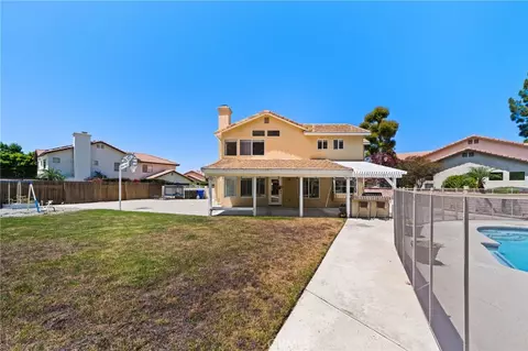Exterior - 28348 Saddlebrook, Highland, CA 92346 photo 12 of 12