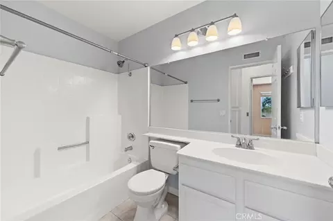 Bath - 28348 Saddlebrook, Highland, CA 92346 photo 4 of 4