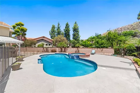 Exterior - 28348 Saddlebrook, Highland, CA 92346 photo 6 of 12