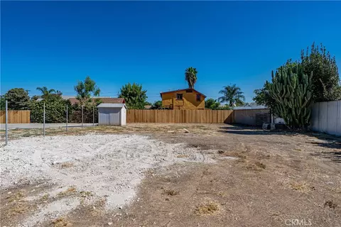 Exterior - 3342 Eucalyptus Ave, Riverside, CA 92507 photo 12 of 20