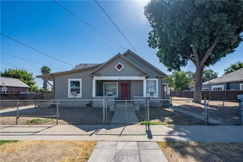 Exterior - 3342 Eucalyptus Ave, Riverside, CA 92507 photo 2 of 20