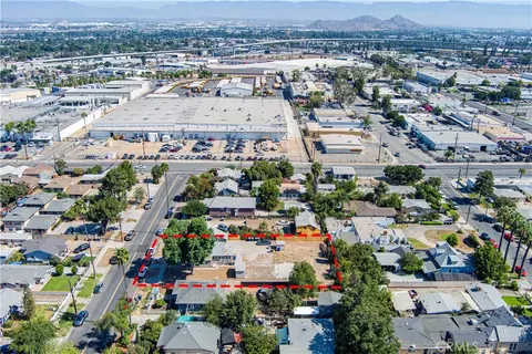 View/Area - 3342 Eucalyptus Ave, Riverside, CA 92507 photo 10 of 10